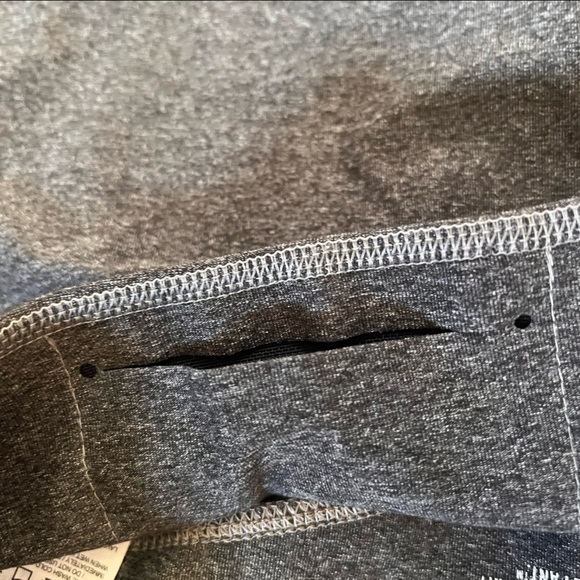 Nike Womens cropped recycled polyester spandex gray black leggings Small - Picture 4 of 11